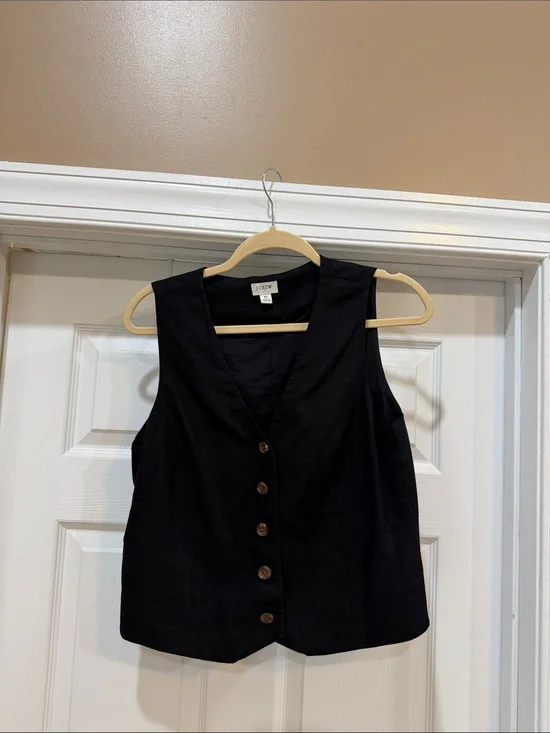 J. Crew Black Button-Front Sleeveless Vest Top. Sz med. Like new.