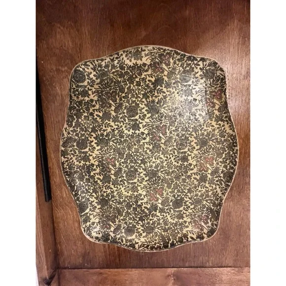 Vtg Paper Mache Floral Pineapple Serving Tray 12 x 14 Scalloped Edge BEAUTIFUL