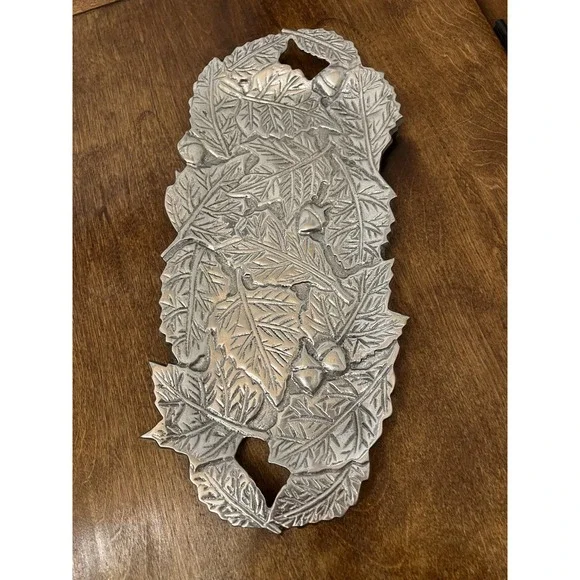 Williams Sonoma Home Goods Acorns & Leaves Fall Tray Cast Aluminum  Pewter