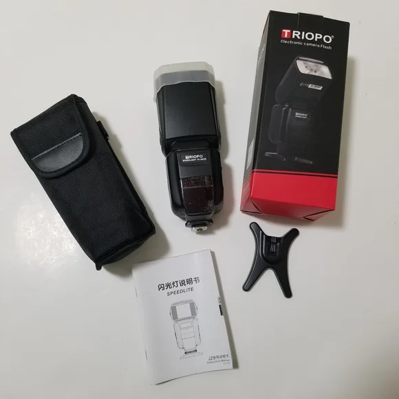 Triopo TR-982II Flash Speedlite Canon Wireless Master High-Speed 1/8000s NWT