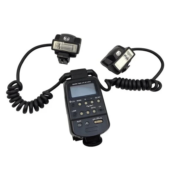 Canon Macro Twin Lite MT-24EX Digital SLR Camera Flash Made in Japan 004650 T3