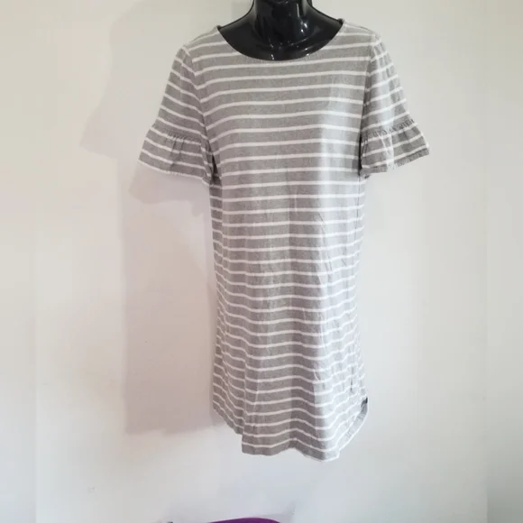 J.crew ruffle sleeve dress