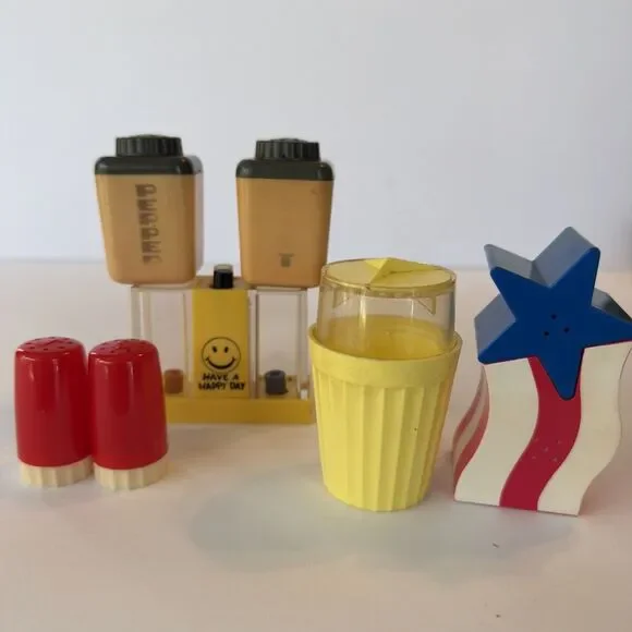 Lot of 5 vintage Salt Pepper Shakers Plastic Camper Travel MCM Collectible