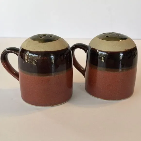 Vintage Mann Japan Stoneware Salt Pepper Shakers Earth Tone Rustic Glazed Set