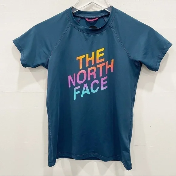 The North Face Kids Flash Dry Short Sleeve Rash Guard Swim Shirt UPF 50