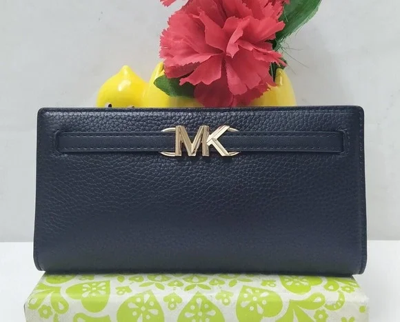 Michael Kors Black Pebbled Leather Credit Card Bifold Wallet - NWT $298