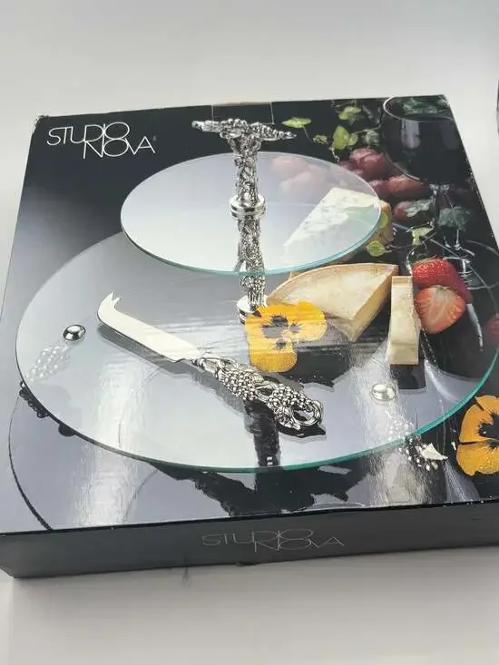 Studio Nova Vineyard 2-Tier Server LP018/922 with Glass Plates and Cheese Knife
