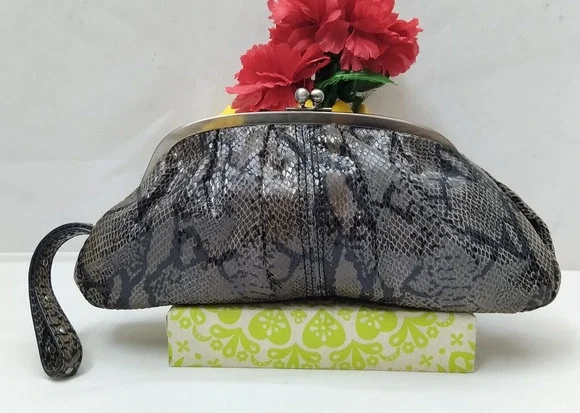 Kenneth Cole Reaction Gray Leather Snakeskin Embossed Kisslock Framed Clutch