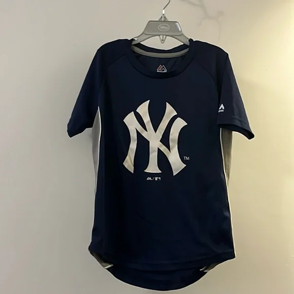 Majestic NY Yankee Jersey Navy & Gray Boys Size Small (8) & Free Yankees…