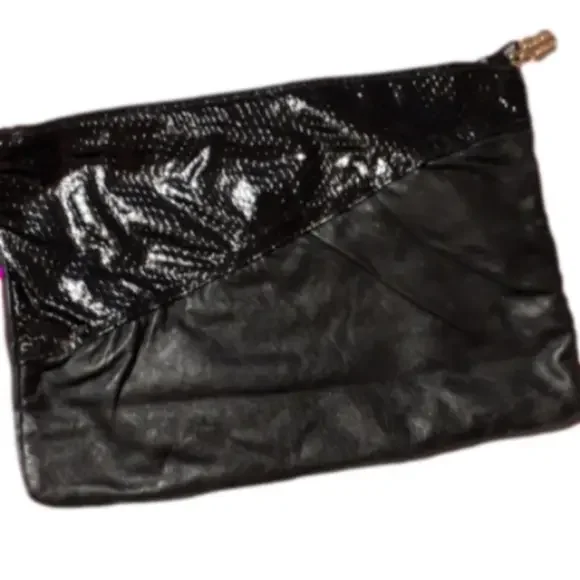 BLACK LEATHER BAG