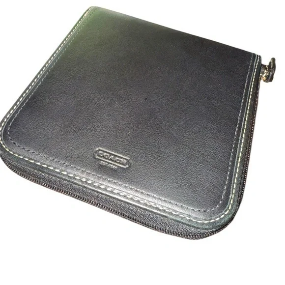Vintage ▶️ COACH ◀️ Black Leather Travel CD Case