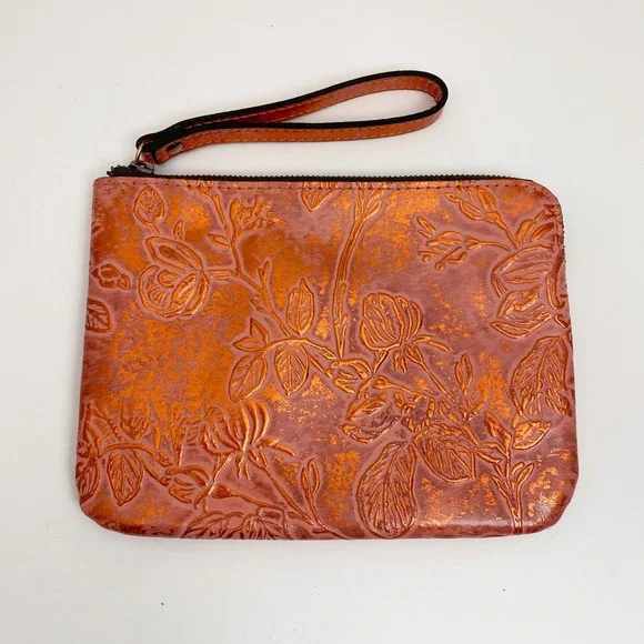 Patricia Nash Everly Embossed Metallic Foil Leather Wristlet Pouch Womens Clutch