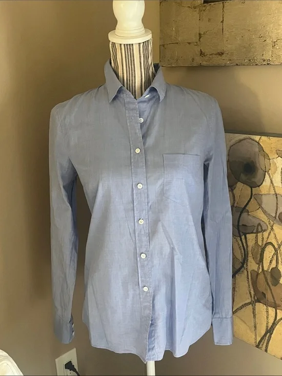 J Crew ladies boy style blouse sz 4