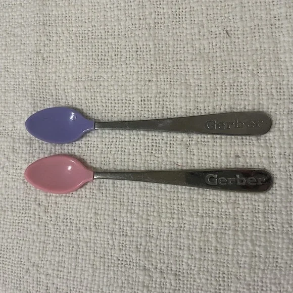 Gerber Baby Toddler Feeding Spoons Lot Of 2 Pink Purple Vintage 90's‎ Gift