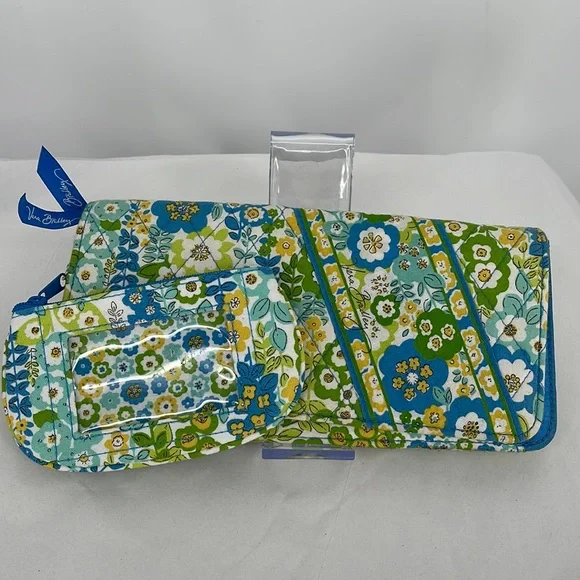 Vera Bradley Wallet Floral 9x4 Foldover‎ Multi Pocket Clutch w/ Change Purse EUC