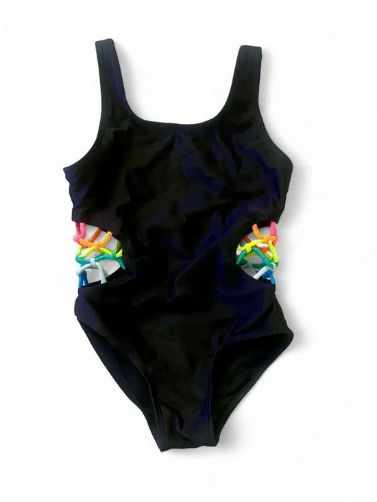 One piece swim