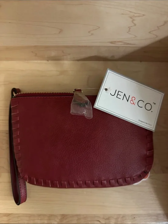 JEN & CO. Red Leather Wristlet Clutch