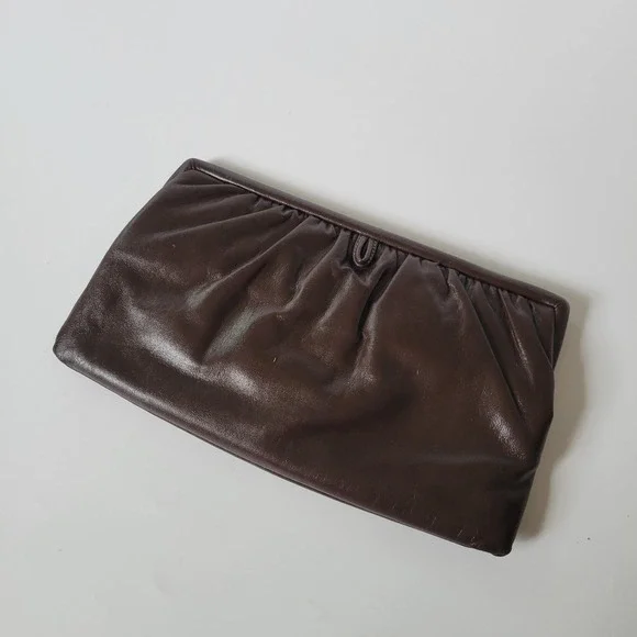Vintage Leather Clutch Purse Shoulder Bag Brown Dark Academia Quiet Luxury Retro