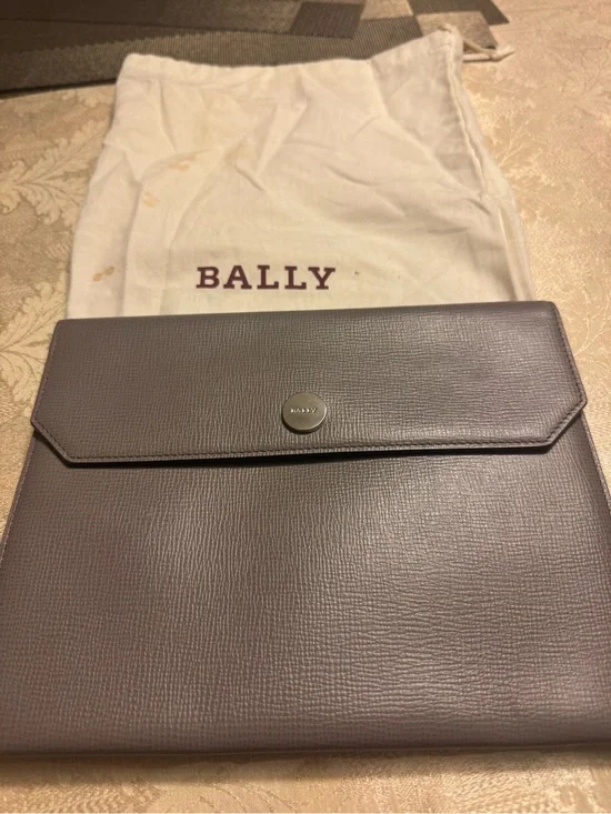 Auth Bally Gray Leather document holder sleeve + COA