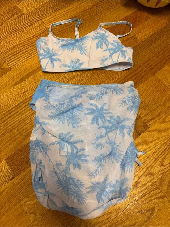 SHEIN Blue and White Palm Print Kids Bikini Set
