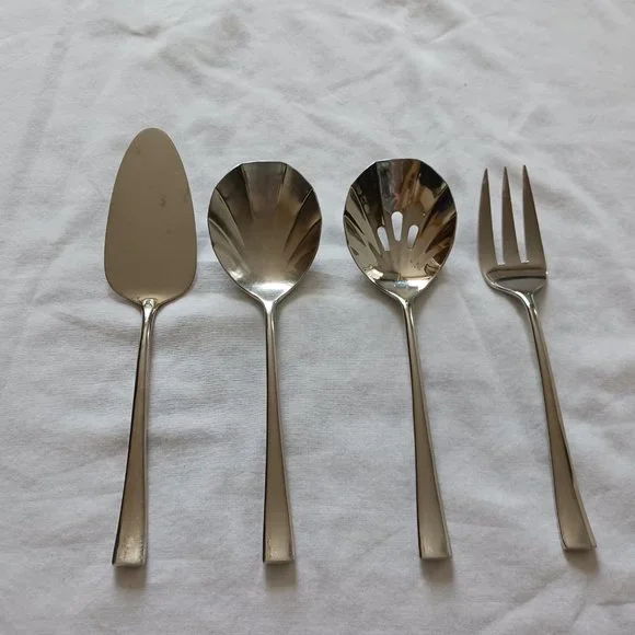 Fortunoff FTU26 Korea 18/8 Stainless Steel 4-pc 2 Serving Spoons Meat Fork‎ Pie