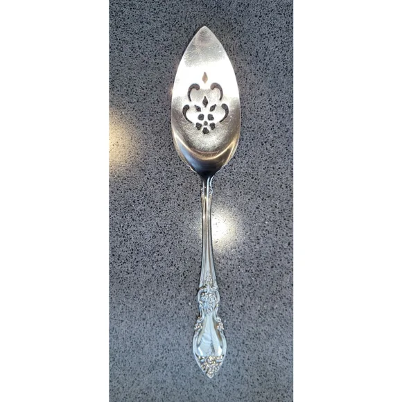 Oneida Community Stainless LOUISIANA Pierced Serving Spoon Ornate Vintage