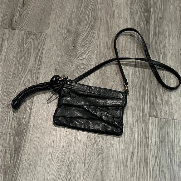 Elegant Black Leather Crossbody Bag