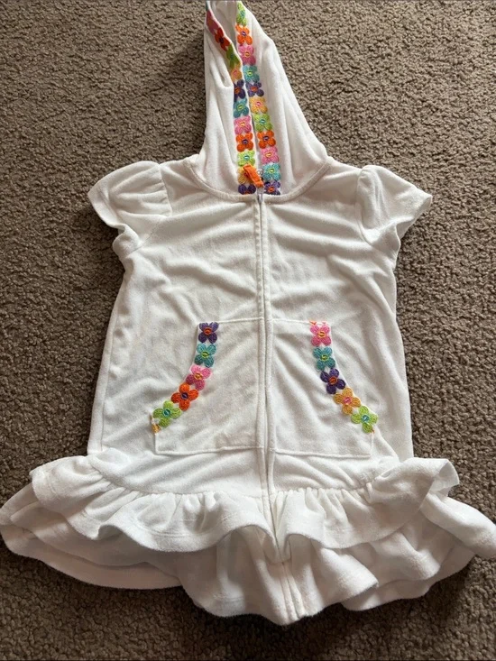 B8 5y Flapdoodles White Hooded Girls Terrycloth Cover-Up; Floral details