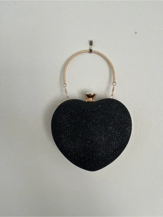 Black Heart-Shaped Glitter Evening Clutch with Gold Handle