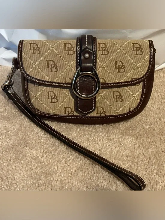 Dooney & Bourke Vintage Beige and Dark Brown Signature Wristlet