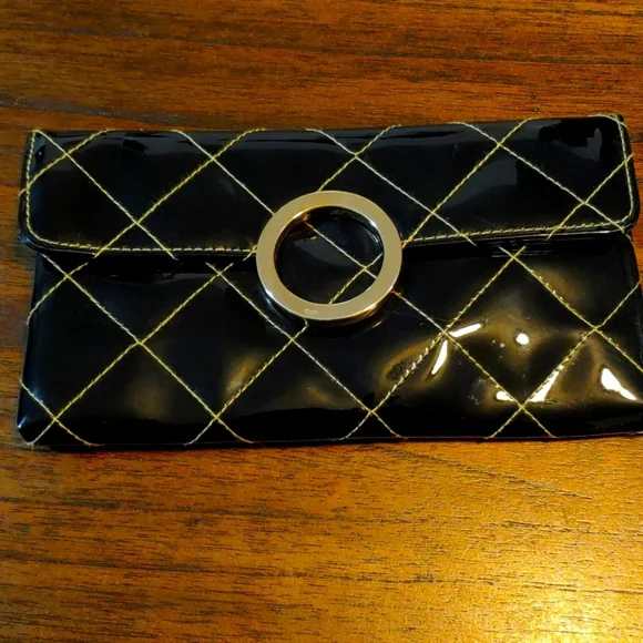 Black Patent Leather Look Clutch Purse Gold Ring Accent Magnetic Closure Evening