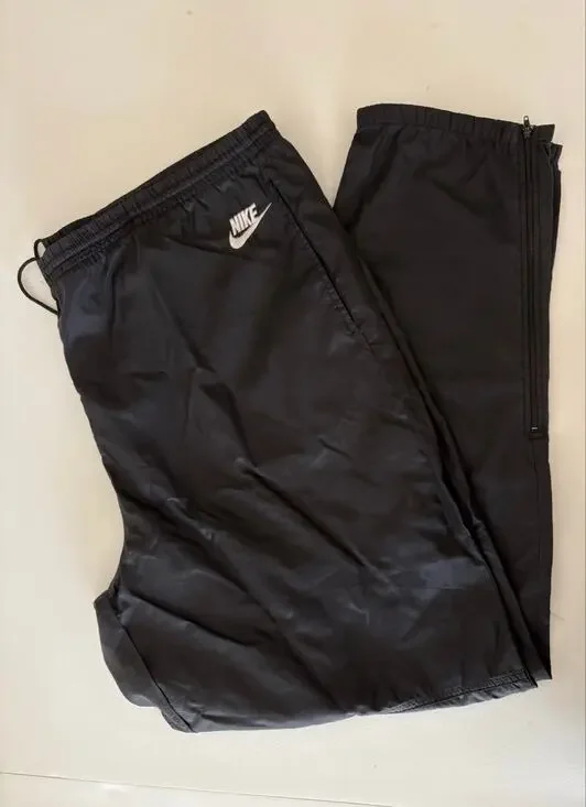 Vintage 90s Nike track pants retro streetwear sportswear sporty athletic outdoor