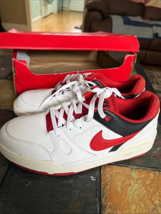 Nike Men's White Red Black Athletic Sneakers