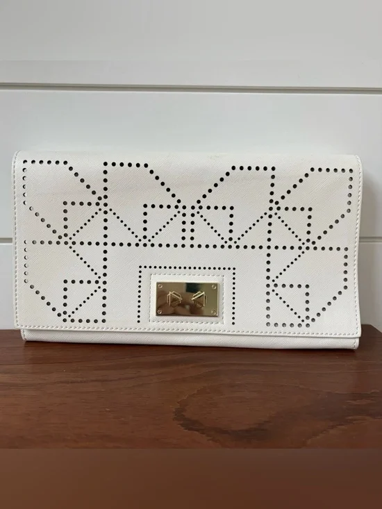 Danielle Nicole White Clutch Purse Geometric Gold Pattern Wedding Evening Party