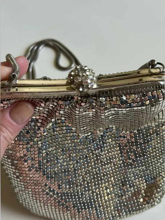 Vintage La Regale Silver Mesh Evening Clutch