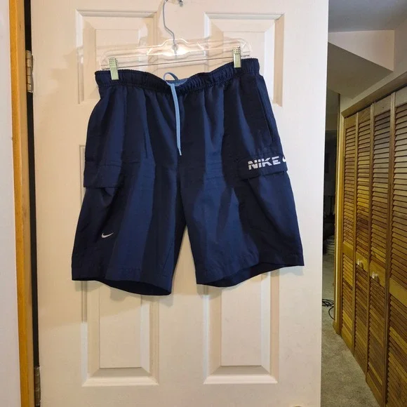 Nike Mens Navy Blue Cargo Swim Trunks Mesh Lined Board Shorts Size Small