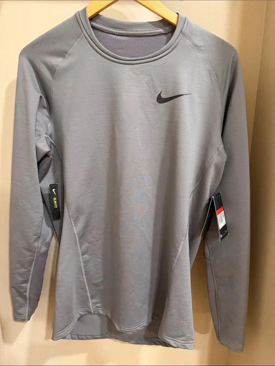 Nike Long Sleeve Crew Neck Performance Shirt - Gray