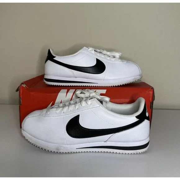 Nike Cortez Men Shoe Size 9.5 Style: DM4044-105