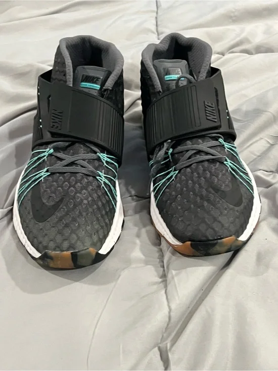 Nike Zoom Train Toranada Grey/Black/Turquoise Men's Size 12