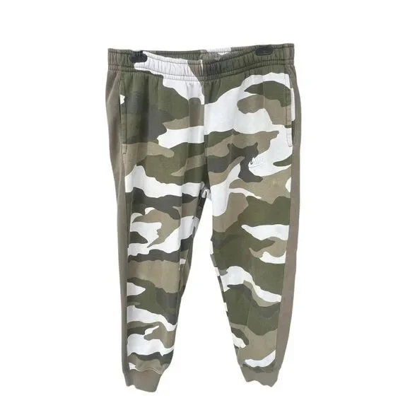 Nike Men's L Green Camo Sportswear Club Fleece Sweatpants Joggers gym workout