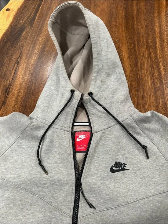 Nike Sportswear Tech Fleece Windrunner Full-Zip Gray Hoodie Men’s Size 2XL