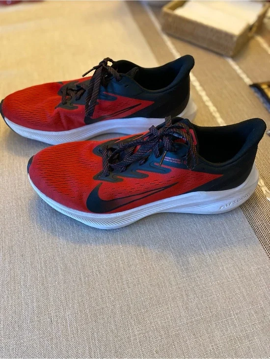 Nike Red and Black Men's Running Sneakers