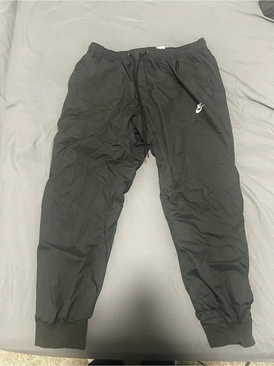Nike Men Black Windbreaker Jogger Pants