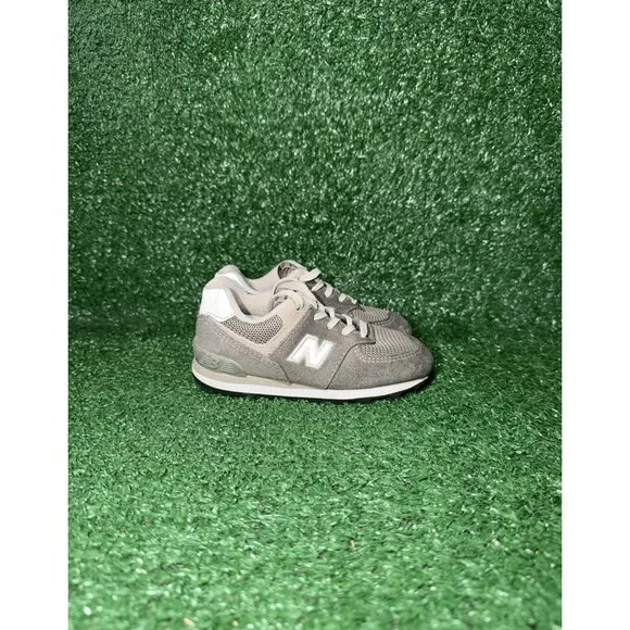 New Balance 574 Toddler Size 8C Grey Walking Shoes Slip On Comfort Sneakers