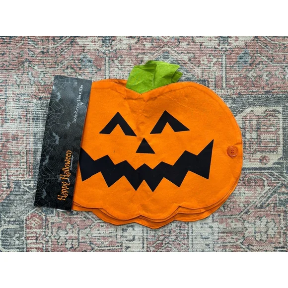 Vintage Halloween Table Runner Pumpkin Black 13