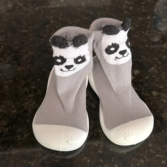 PANDA sock shoes for baby’s first steps 18 mos.