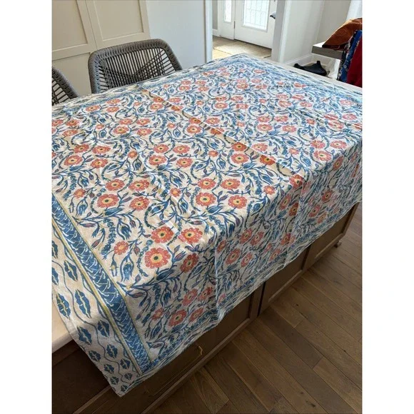 Petal Pushing Hand Printed Table Cloth Cotton 57