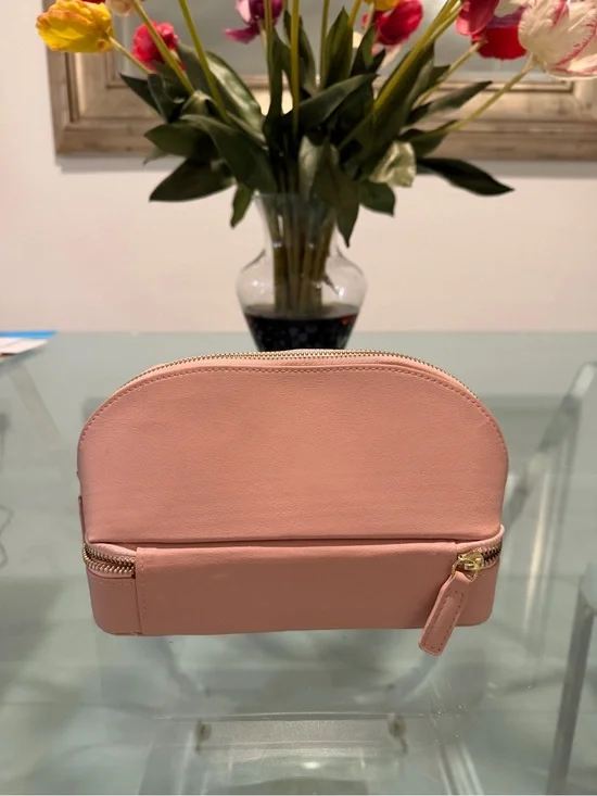 Soft Pink Women's Jewelry Pouch - Unbranded