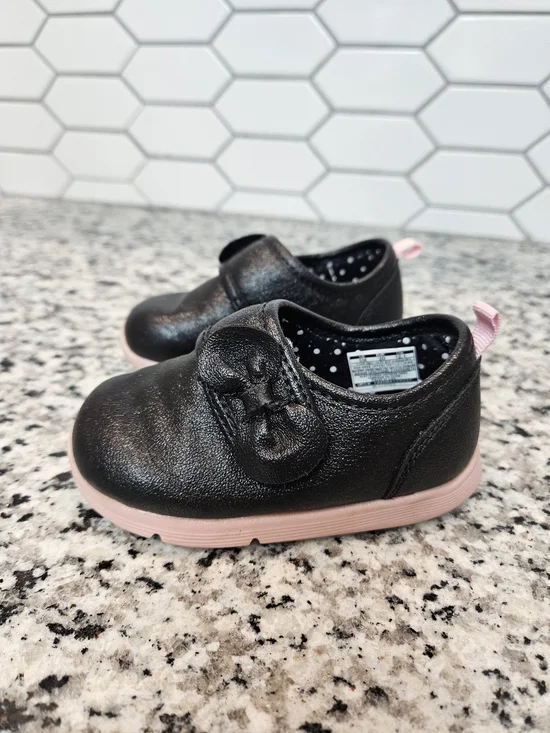 Carter's Black Baby Shoes with Pink Sole and Bow Size 5