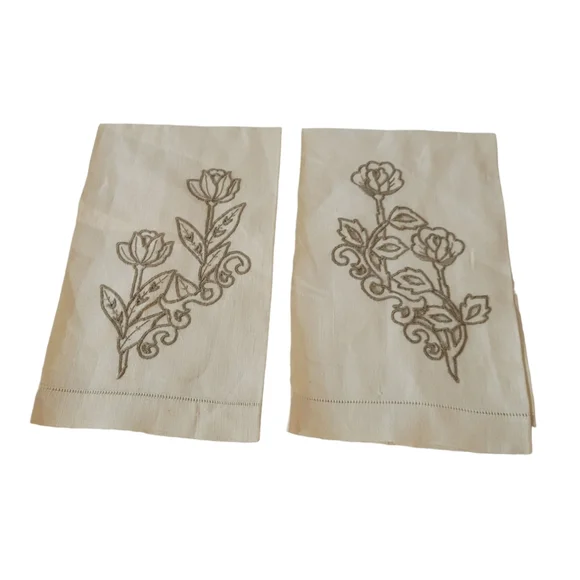 Linen Embroidered Napkin Set of 2